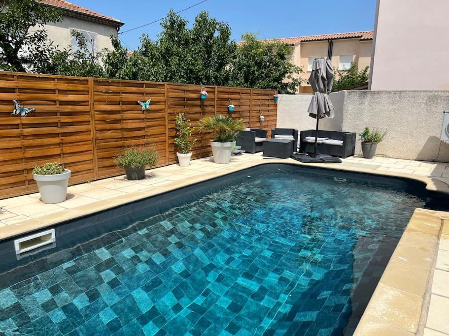 Superbe Studio Neuf Avec Piscine Daire Montélimar Dış mekan fotoğraf